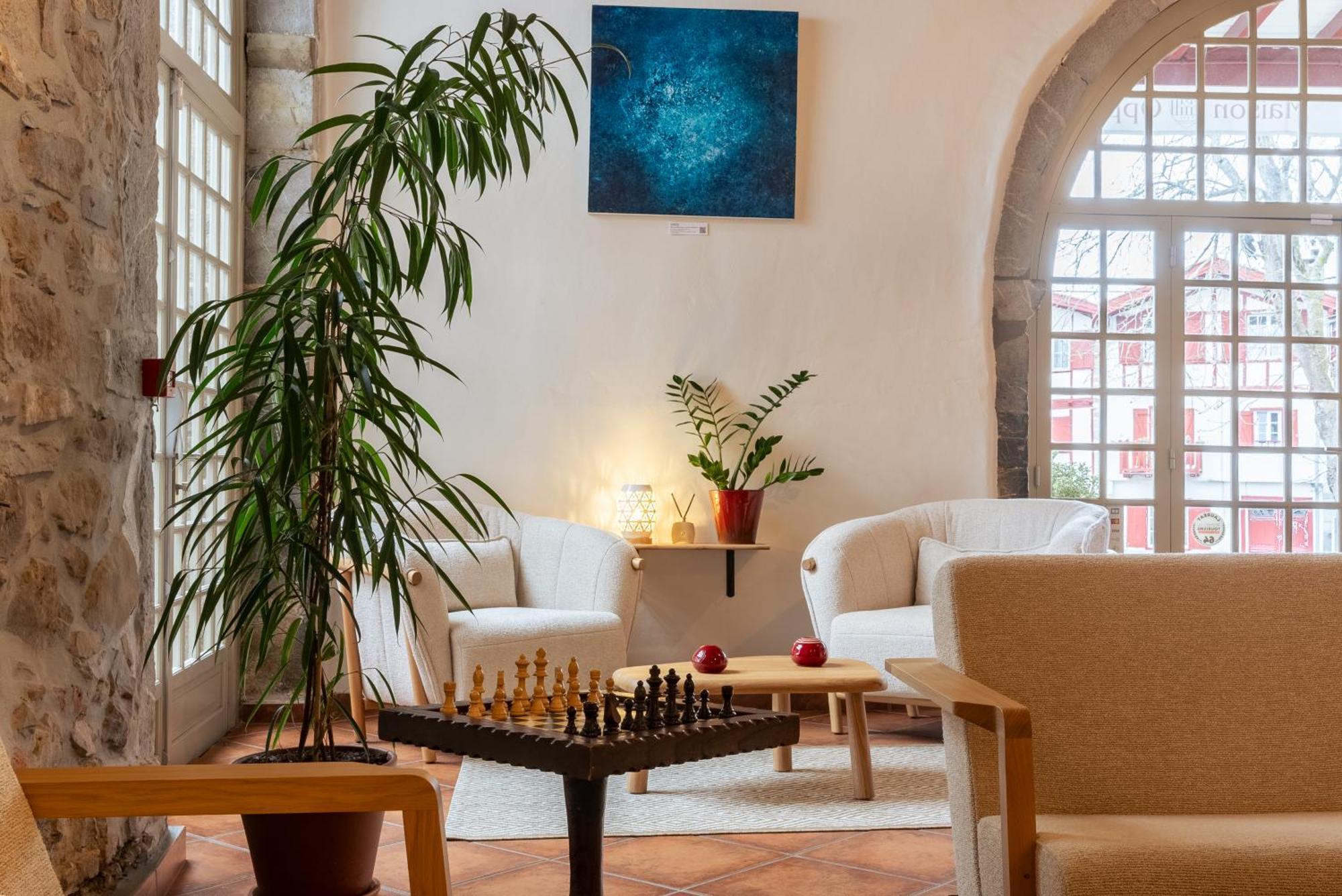 איינהודה Hotel Restaurant & Spa La Maison Oppoca מראה חיצוני תמונה