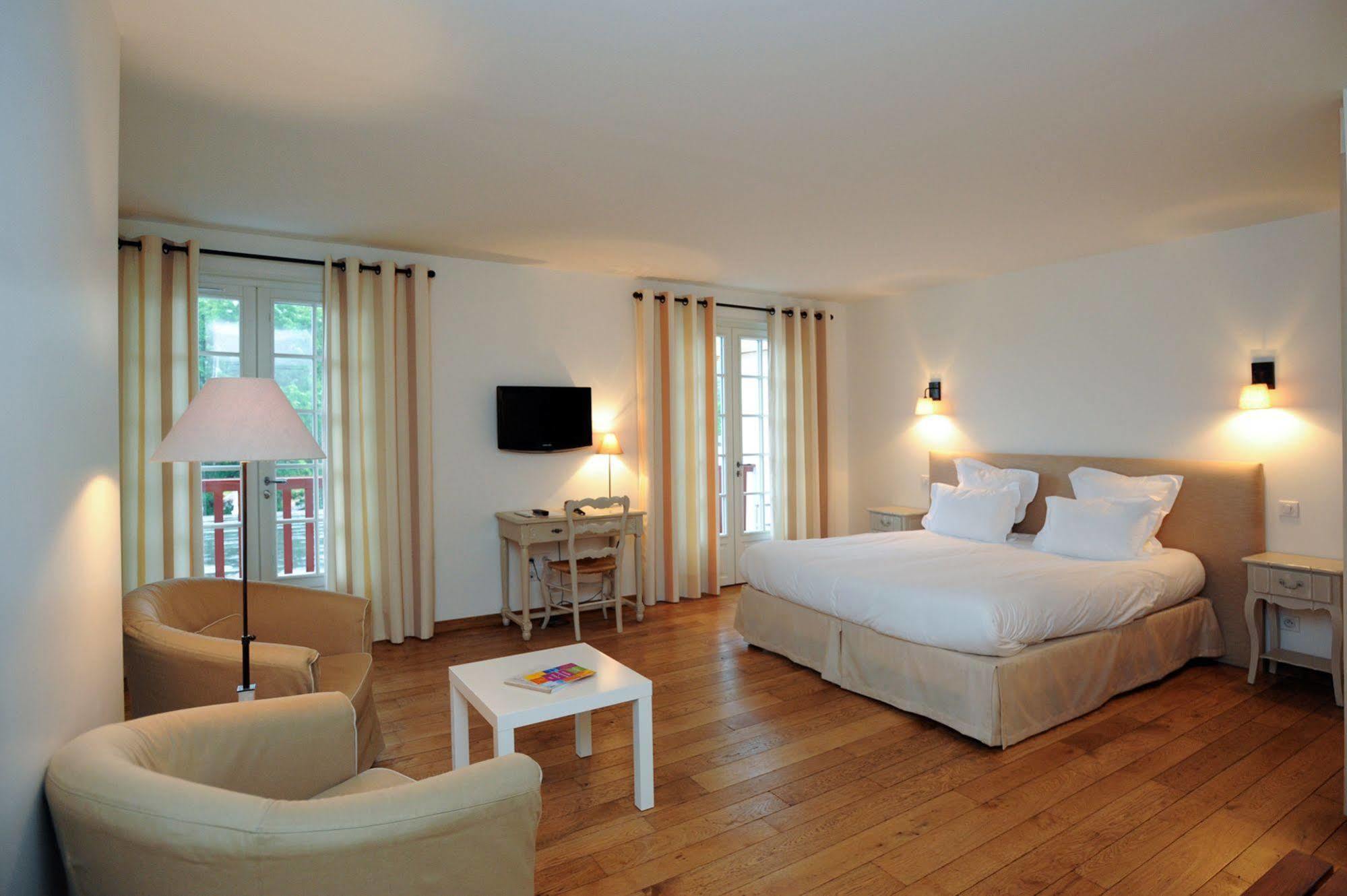 איינהודה Hotel Restaurant & Spa La Maison Oppoca מראה חיצוני תמונה